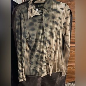 Cheetah print button up